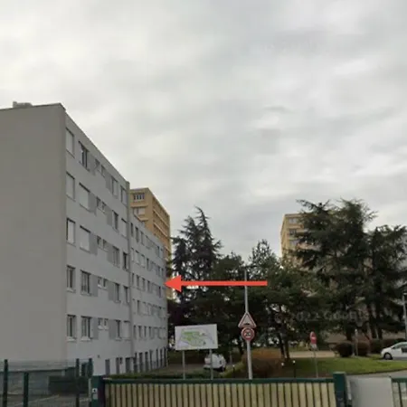 Bel Spacieux T4 Avec 2 Parkings Privée Gratuit *